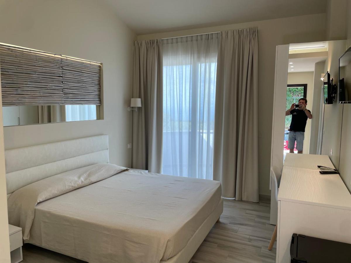 Borgo San Cosmo Tropea Bed and Breakfast Brattiro Εξωτερικό φωτογραφία