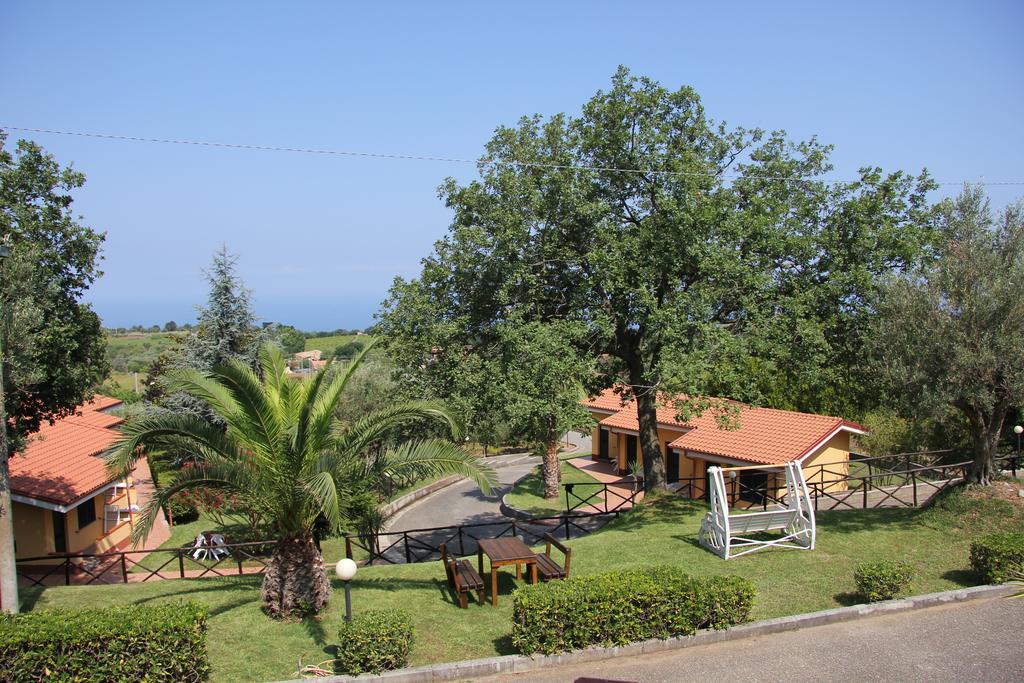 Borgo San Cosmo Tropea Bed and Breakfast Brattiro Εξωτερικό φωτογραφία