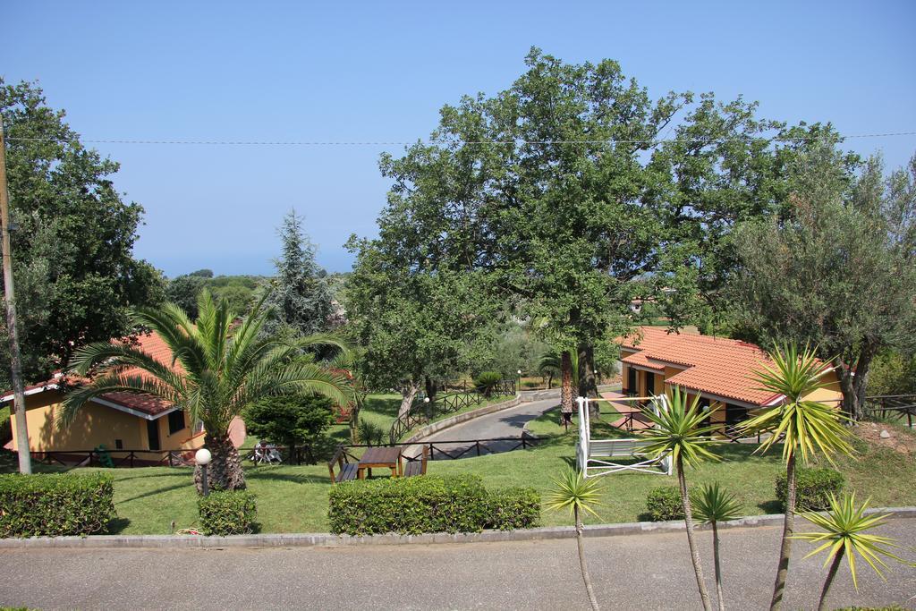 Borgo San Cosmo Tropea Bed and Breakfast Brattiro Εξωτερικό φωτογραφία