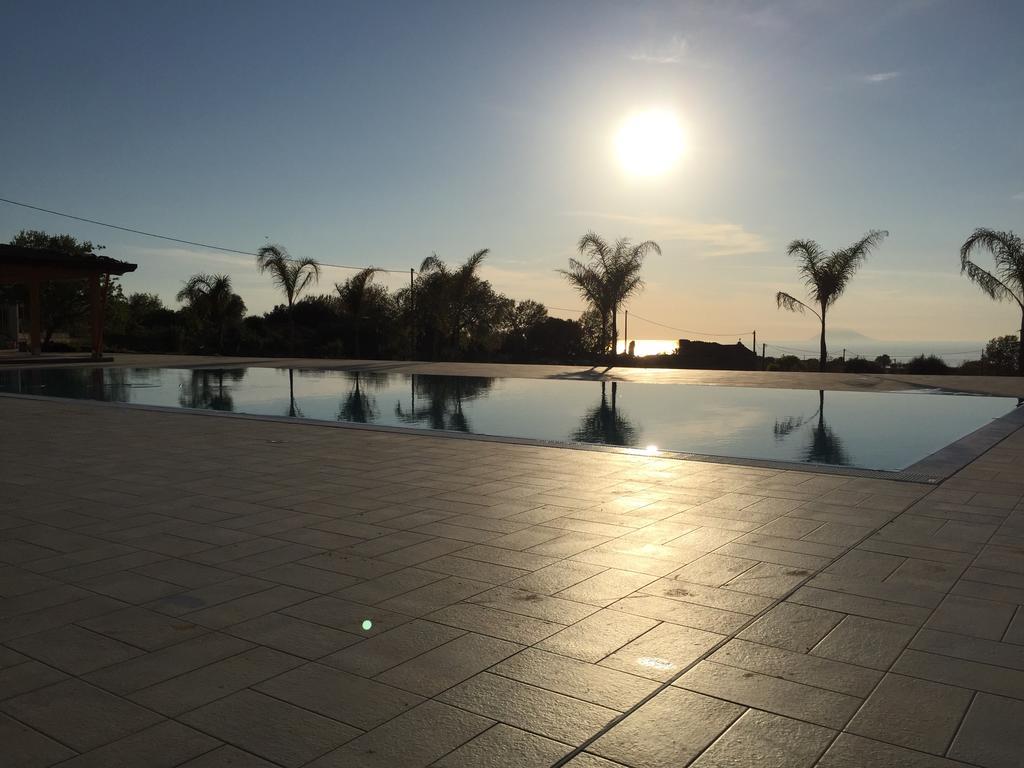 Borgo San Cosmo Tropea Bed and Breakfast Brattiro Εξωτερικό φωτογραφία