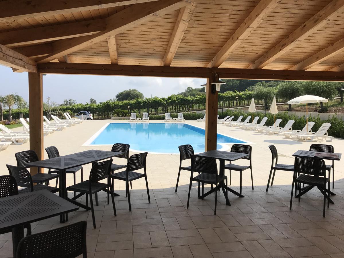 Borgo San Cosmo Tropea Bed and Breakfast Brattiro Εξωτερικό φωτογραφία