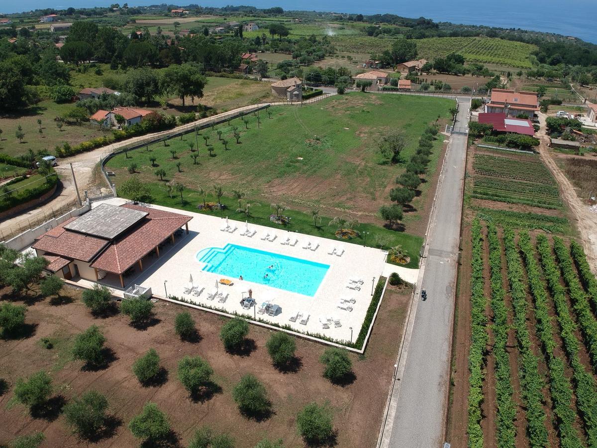 Borgo San Cosmo Tropea Bed and Breakfast Brattiro Εξωτερικό φωτογραφία