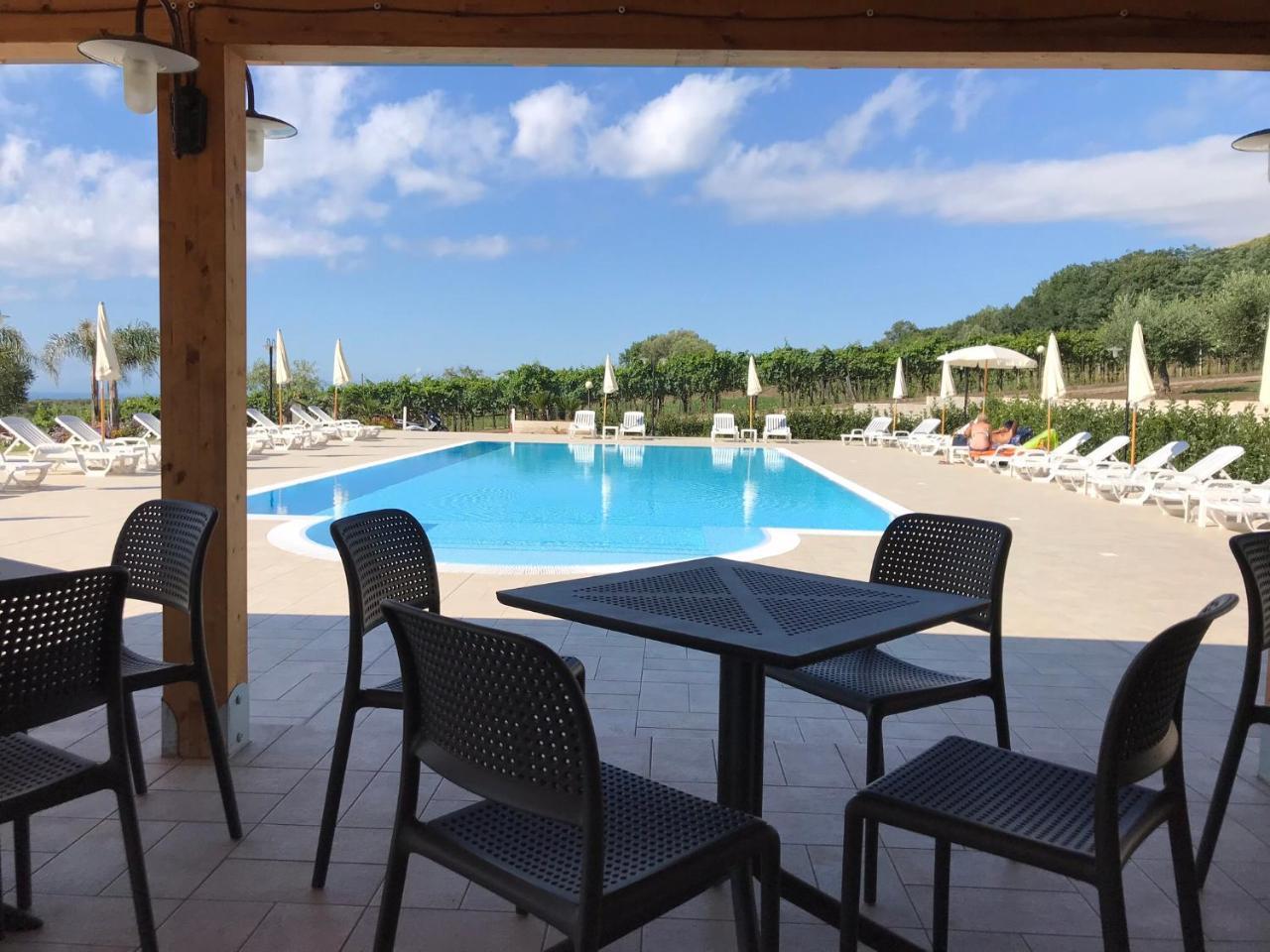 Borgo San Cosmo Tropea Bed and Breakfast Brattiro Εξωτερικό φωτογραφία